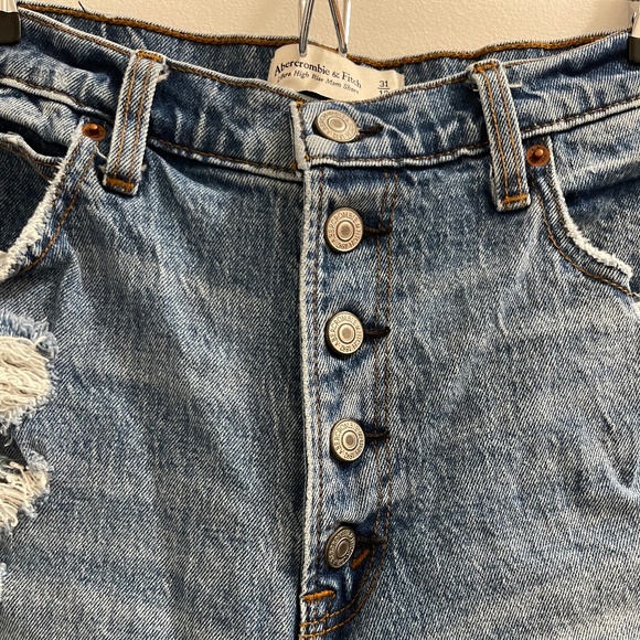 Abercrombie & Fitch High Rise Denim Shorts - Picture 2 of 7